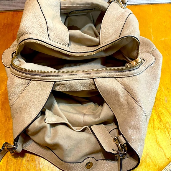Coach double strap tan bag no A1757-F57545 3 compartment *Please note ink marks - Picture 11 of 14